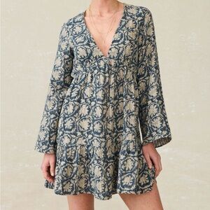 Floral V-Neck Long Sleeve Dress